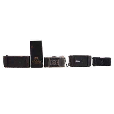Lot 113 - A large collection of folding cameras