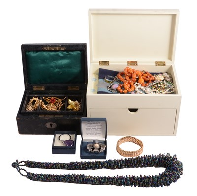 Lot 572 - A collection of costume jewellery, and wristwatches.