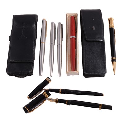 Lot 582 - A collection of Parker and other fountain pens, rollerball pens, and pencil.