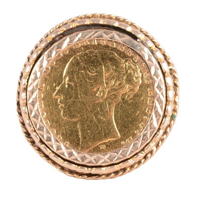 Lot 129 - A Gold Full Sovereign Coin ring.