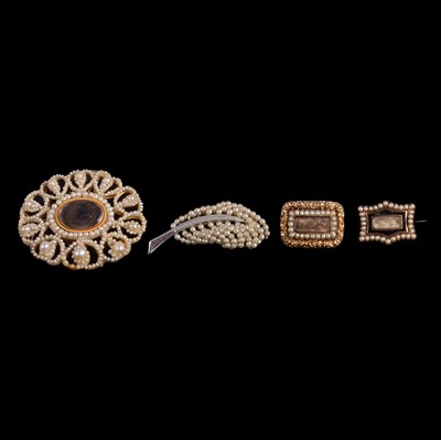 Lot 218 - Two In Memoriam brooches, seed pearl jewellery