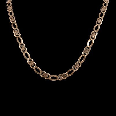 Lot 287 - A 9 carat yellow gold necklace.