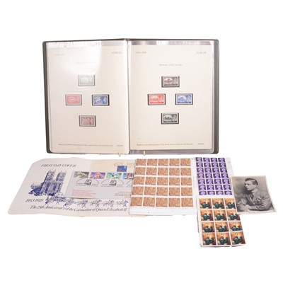 Lot 190 - Small collection of stamps