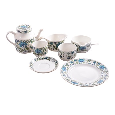 Lot 41 - Midwinter 'Spanish Garden' part tea and dinner service