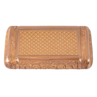 Lot 132 - A French 18th century yellow metal snuff box.