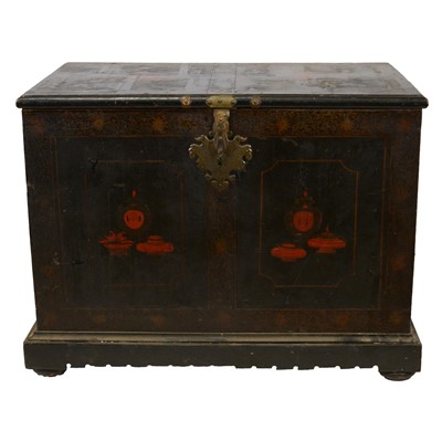 Lot 320 - Chinese painted wooden coffer