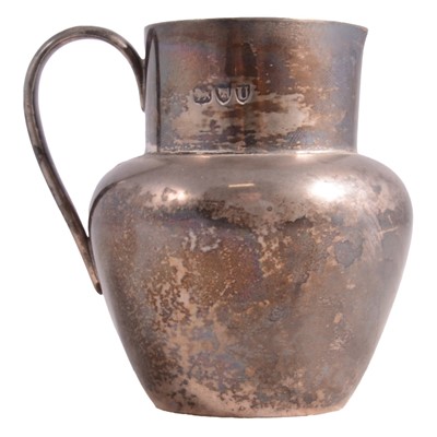 Lot 192 - Small Victorian silver cream jug, Mappin & Webb, London 1895