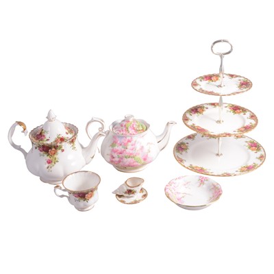 Lot 77 - Three boxes of Old Country Roses, and Summer Blossom part service