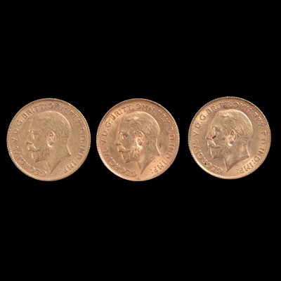 Lot 197 - Three Gold Half Sovereign Coins, George V 1911(2), 1912 (1).