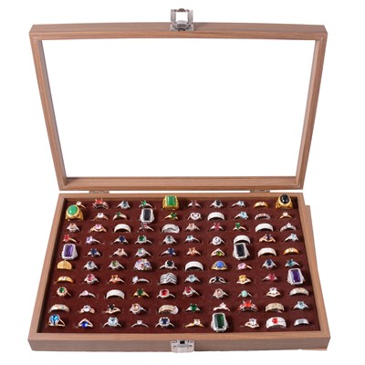 Lot 464 - One hundred costume jewellery rings.