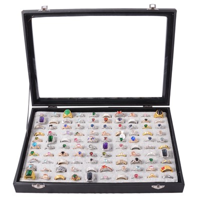 Lot 469 - One hundred costume jewellery rings.