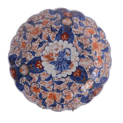 Lot 60 - Imari ware porcelain dish