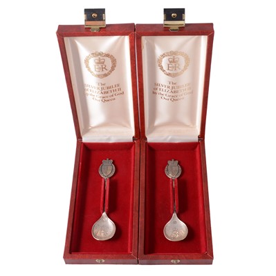 Lot 173 - Two Elizabeth II Silver Jubilee commemorative spoons, cased