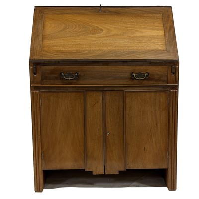 Lot 414 - Hardwood bureau