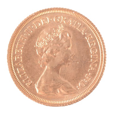Lot 122 - A Gold Full Sovereign Coin, Elizabeth II 1980.