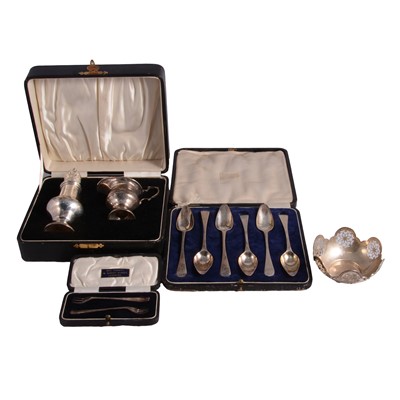Lot 178 - Silver shaker and cream jug, S Blanckensee & Son Ltd, Birmingham 1928, and other silver wares.