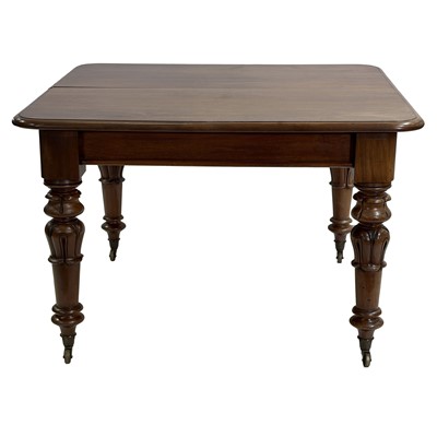 Lot 265 - Victorian mahogany extending dining table