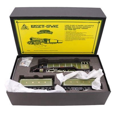 Lot 40 - Bassett-Lowke, a modern O-gauge limited edition Class A3 Pacific 'Flying Scotsman'