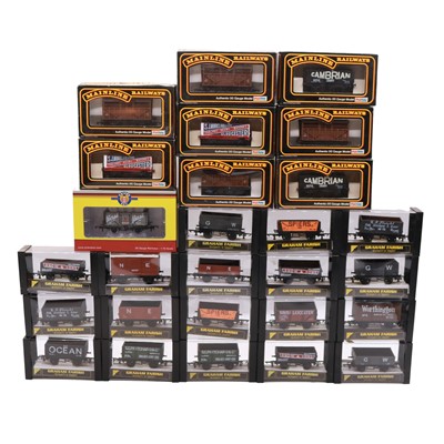 Lot 83 - Graham Farish/ Mainline Railways, quantity of OO gauge wagons and rolling stock