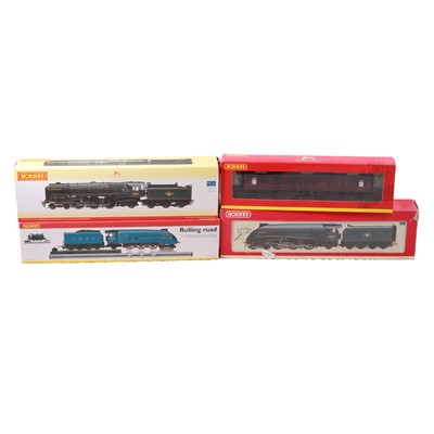 Lot 115 - Hornby (China), two OO gauge model railway locomotives, and assorted accessories