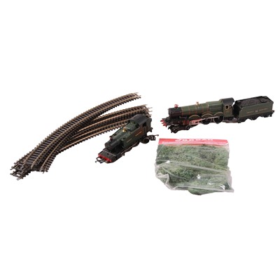 Lot 76 - Hornby, quantity of assorted OO gauge model railway - locos, stock, power units, etc