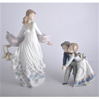 Lot 101 - Two Lladro figures, a girl with flowing gown...