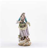 Lot 7 - Meissen porcelain figure of a lady shepherdess,...