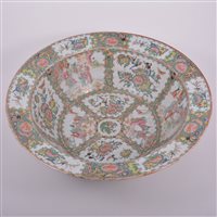 Lot 11 - Large Cantonese circular basin, with a broad...