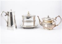 Lot 172 - Silver plated oval biscuit box
