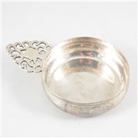 Lot 29 - French style single handle silver porringer, makers mark IA, possibly Jersey, late 17th century.