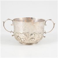 Lot 96 - Two handle silver porringer, maker's mark WR over goose, late 17th or early 18th century.