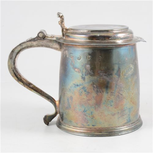Lot 106 - James II silver tankard, indistinct maker's mark, London, 1685.