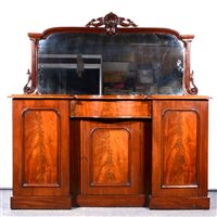 Lot 517 - Victorian mahogany mirror-back chiffonier
