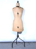 Lot 229 - A 1950s Chil-Daw Dressmaker's mannequin dummy