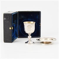 Lot 124 - William IV silver two-piece Communion set, Barnards, London, 1836.