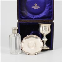 Lot 127 - George IV silver three-piece Communion set, Robert Hennell, London, 1830.