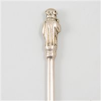 Lot 146 - Silver Apostle spoon, marks indecipherable, London, early 17th century.