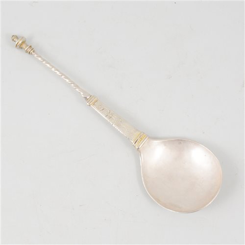 Lot 11 - Amended: German silver finial top spoon, back engraved A M Stromberg, bears date 1571
