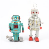 Lot 97 - Two tin Japanese tin-plate robots.