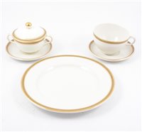 Lot 124 - A large 'Falcon Ware' dinner service