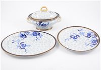 Lot 123 - A large Royal Worcester dinner service