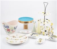 Lot 111 - One box of vintage/ retro ceramics