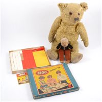 Lot 127 - Original 1960s Lego set 700/4, with box and bricks, Bayko outfit no.12, Philips Electric Engineer EE basic kit