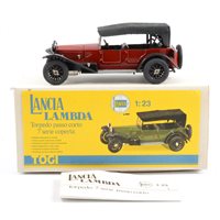 Lot 270 - Togi Torpedo 7 series Lancia Lambda metal model, 1:23 scale, boxed with booklet.
