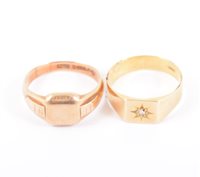 Lot 245 - A gentleman's 9 carat rose gold signet ring hallmarked London 1946, approximate weight 8.8gms, ring size Y