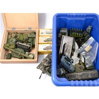 Lot 120 - Diecast military models