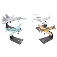 Lot 252 - A collection of Amercom diecast model aircraft.