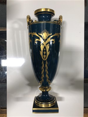Lot 40 - A pair of Minton pâte-sur-pâte vases by Albion Birks, 1909