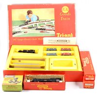 Lot 86 - Tri-ang model railway OO gauge; including R3X goods train set