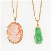 Lot 296 - A modern 20mm jade pendant on a 9 carat yellow gold 50cm curb link chain, approximate weight of chain 5gms